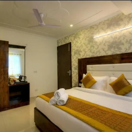 Hotel Ark Avalon- Delhi International Airport